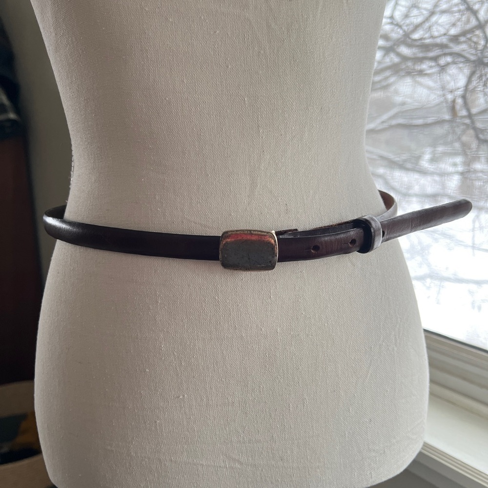 Perfect vintage brown leather skinny belt w silver buckle